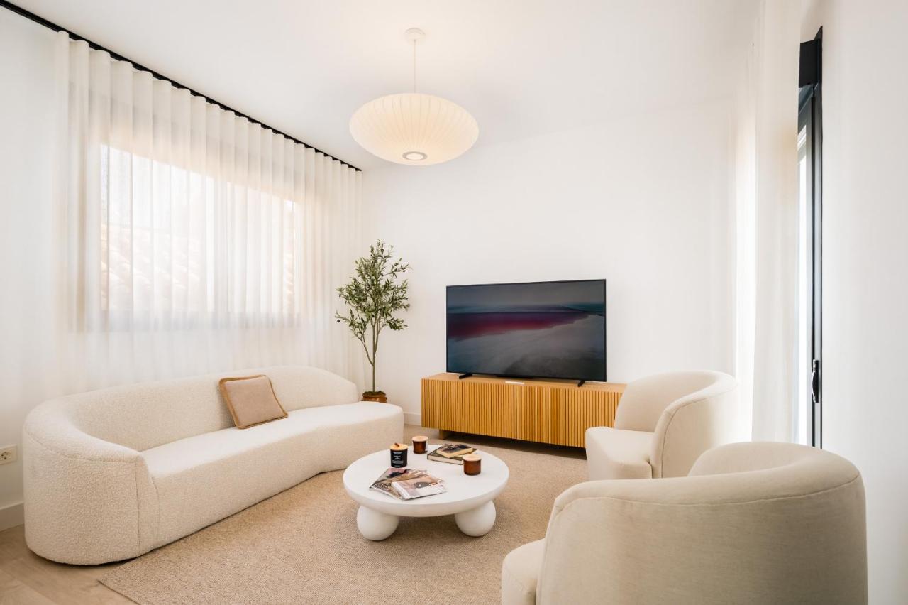 Stylish Designer Duplex-3Beds 2Baths-Puerta Carmona Centro Apartamento Sevilha Exterior foto