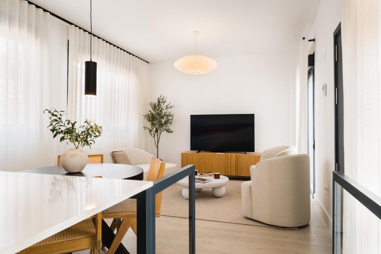 Stylish Designer Duplex-3Beds 2Baths-Puerta Carmona Centro Apartamento Sevilha Exterior foto
