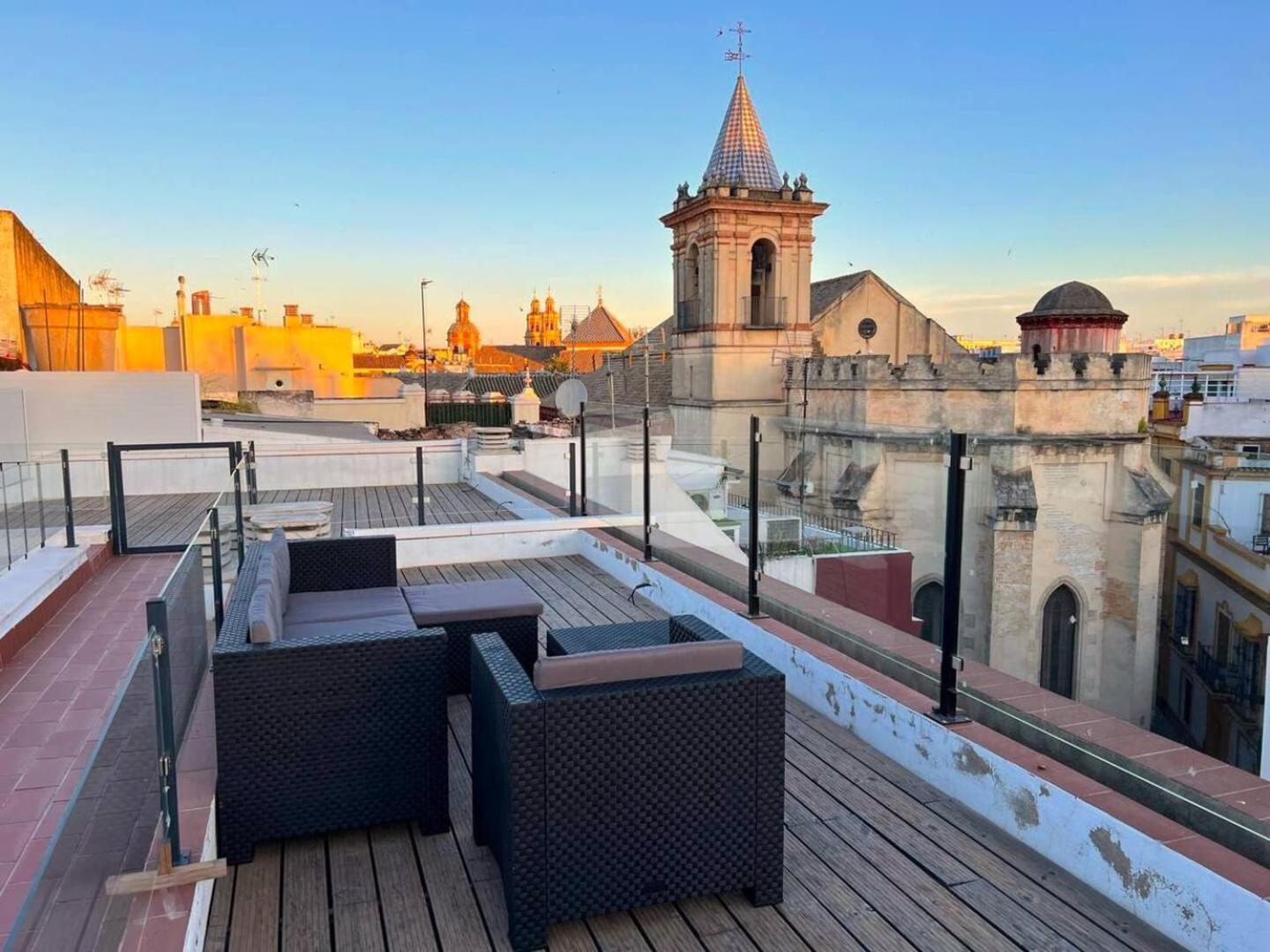Stylish Designer Duplex-3Beds 2Baths-Puerta Carmona Centro Apartamento Sevilha Exterior foto
